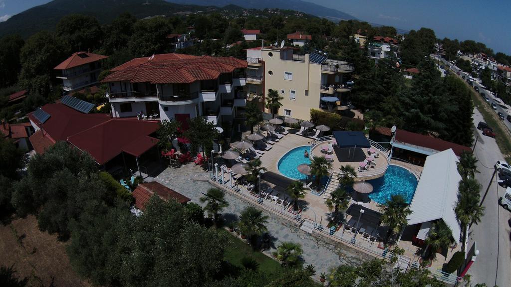 Hotel Niko Paradise Platamonas Exterior photo